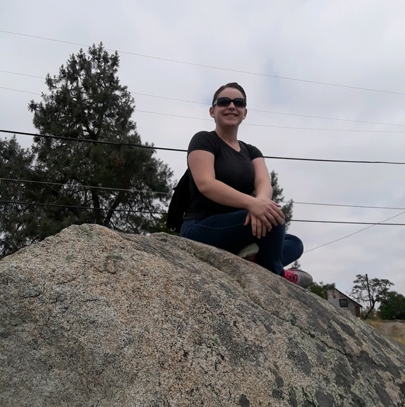 Meet your Posher, Shili - Picture 1 of 1